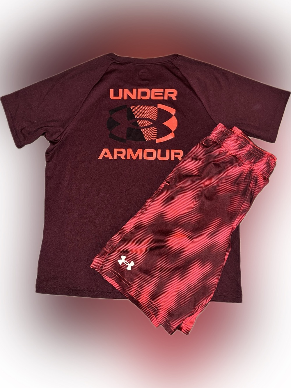 Under Armour boys Maroon Tee with Red/Black Performance Shorts/shirt